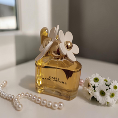 Marc Jacobs Daisy 100ml bottle
